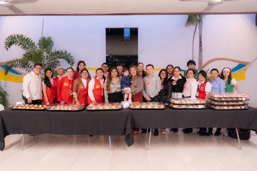 Casa Otoch celebra el Día de Reyes con sonrisas, tradición y solidaridad