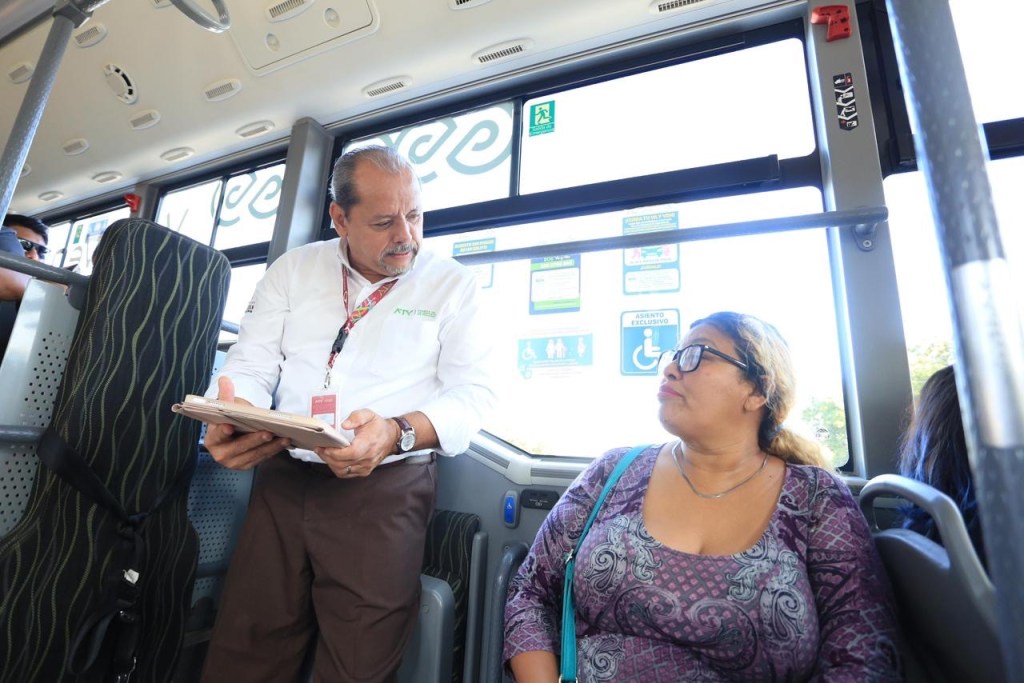 ATY implementa jornada de encuestas a usuarias del transporte público para una movilidad libre de violencia